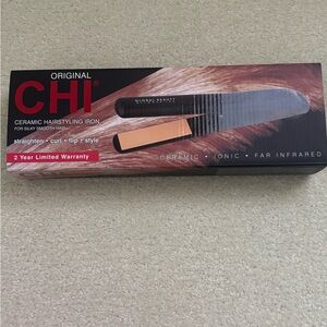 New! CHI ceramic hairstyling iron